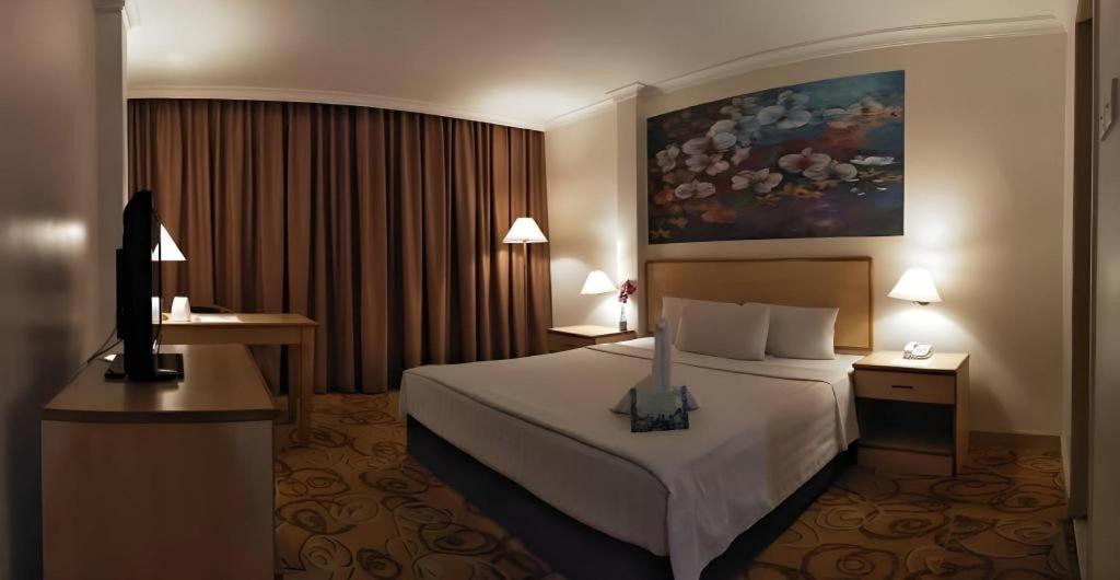 The Orchid Hotel - Housity