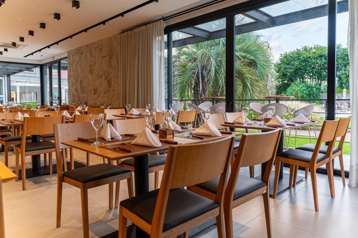 Hotel Deville Prime Porto Alegre - Housity