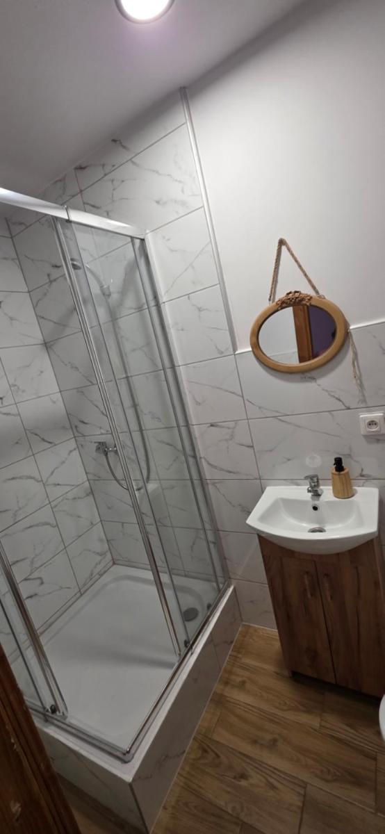Zacisze Trzech Gór - Housity