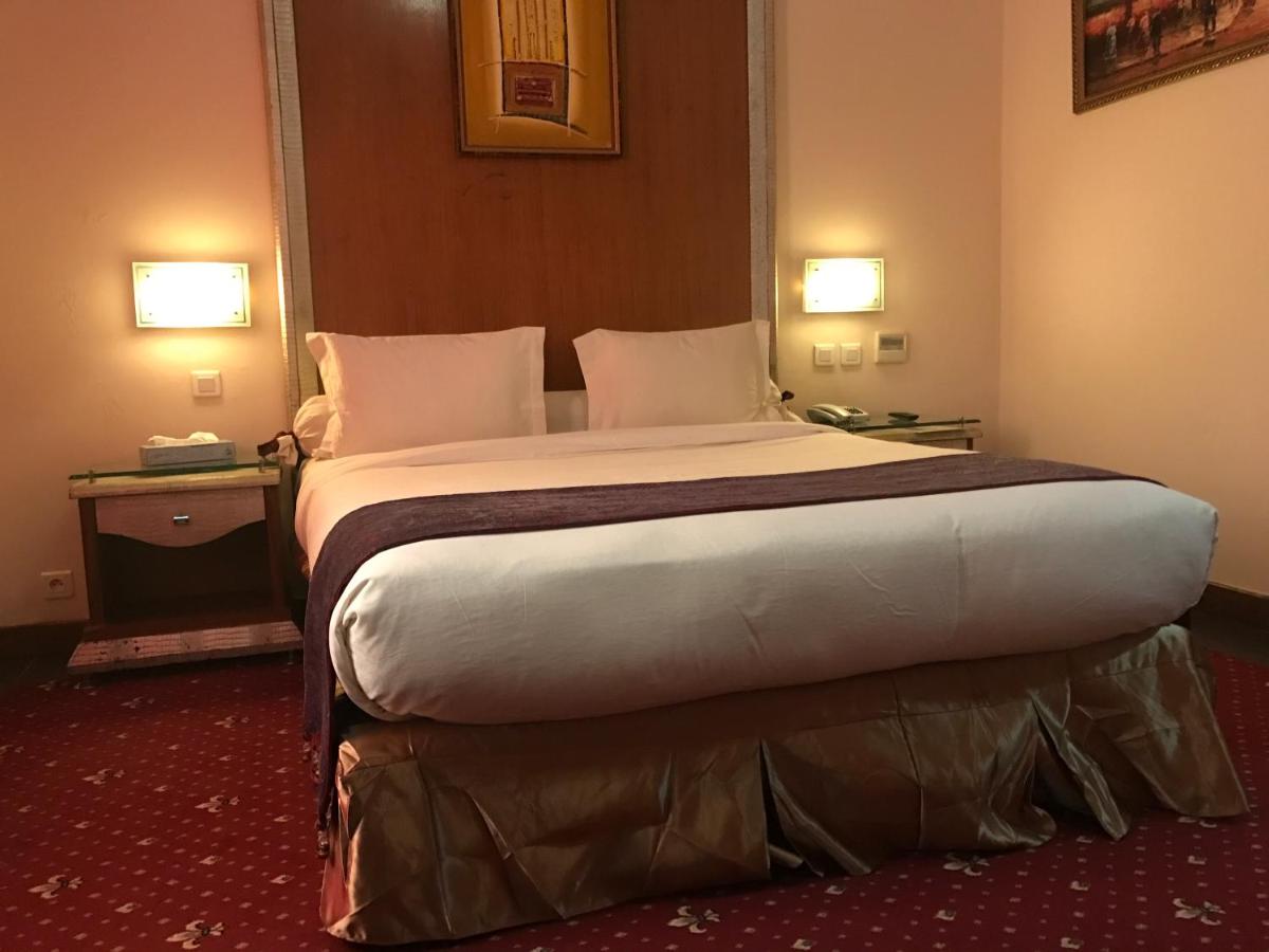 Hotel Fleur De Lys Almadies - Housity