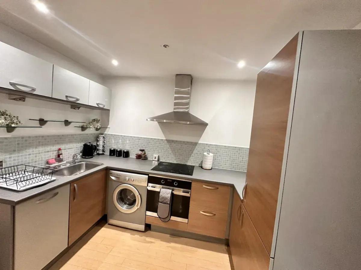 Bee Accommodations - NG1 Apartment - Housity