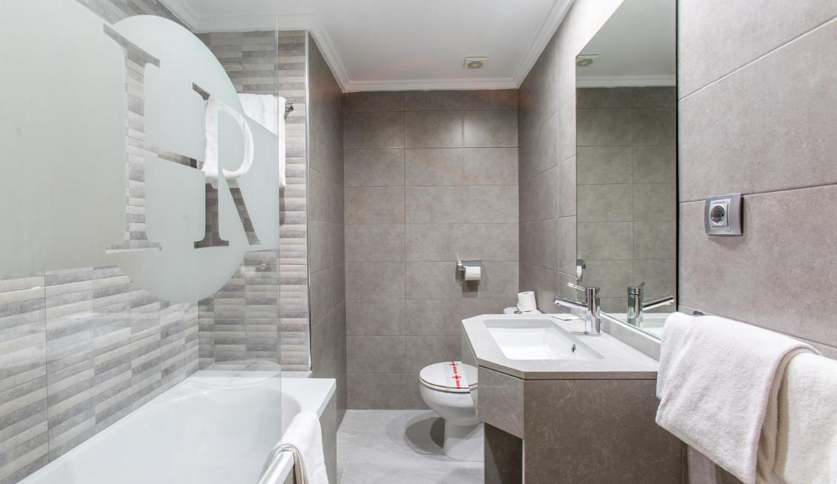 Olympia Ronda Hostel - Housity