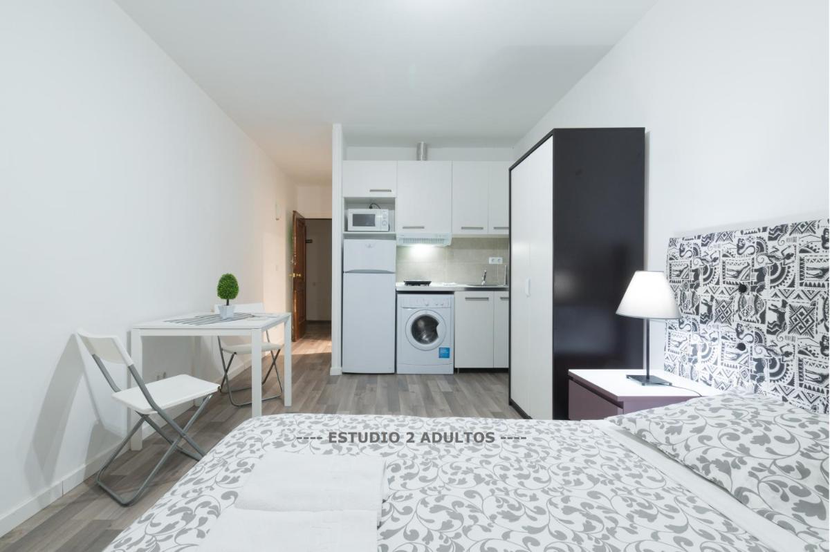 Apartamentos Arapiles - Housity