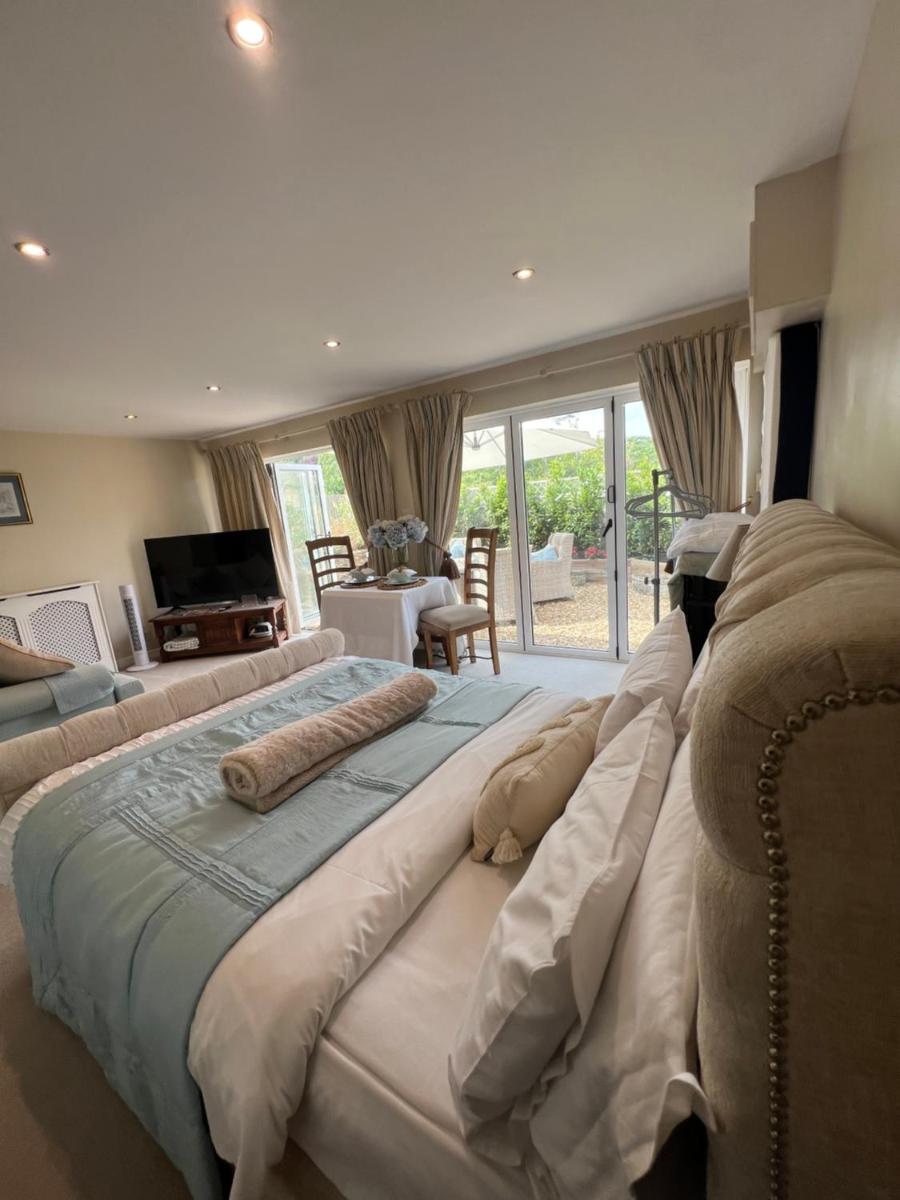 Highcroft House - Housity