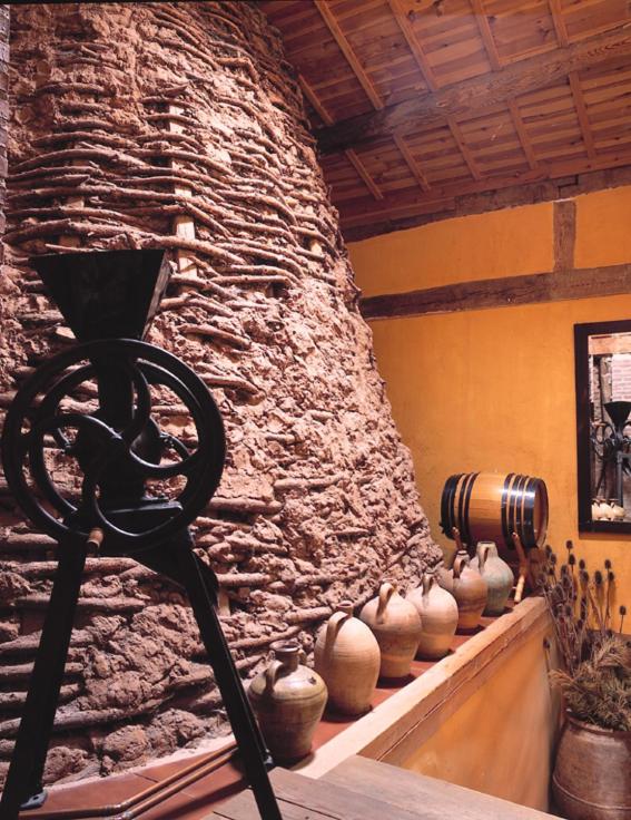 Posada Real La Vieja Chimenea-Spa - Housity