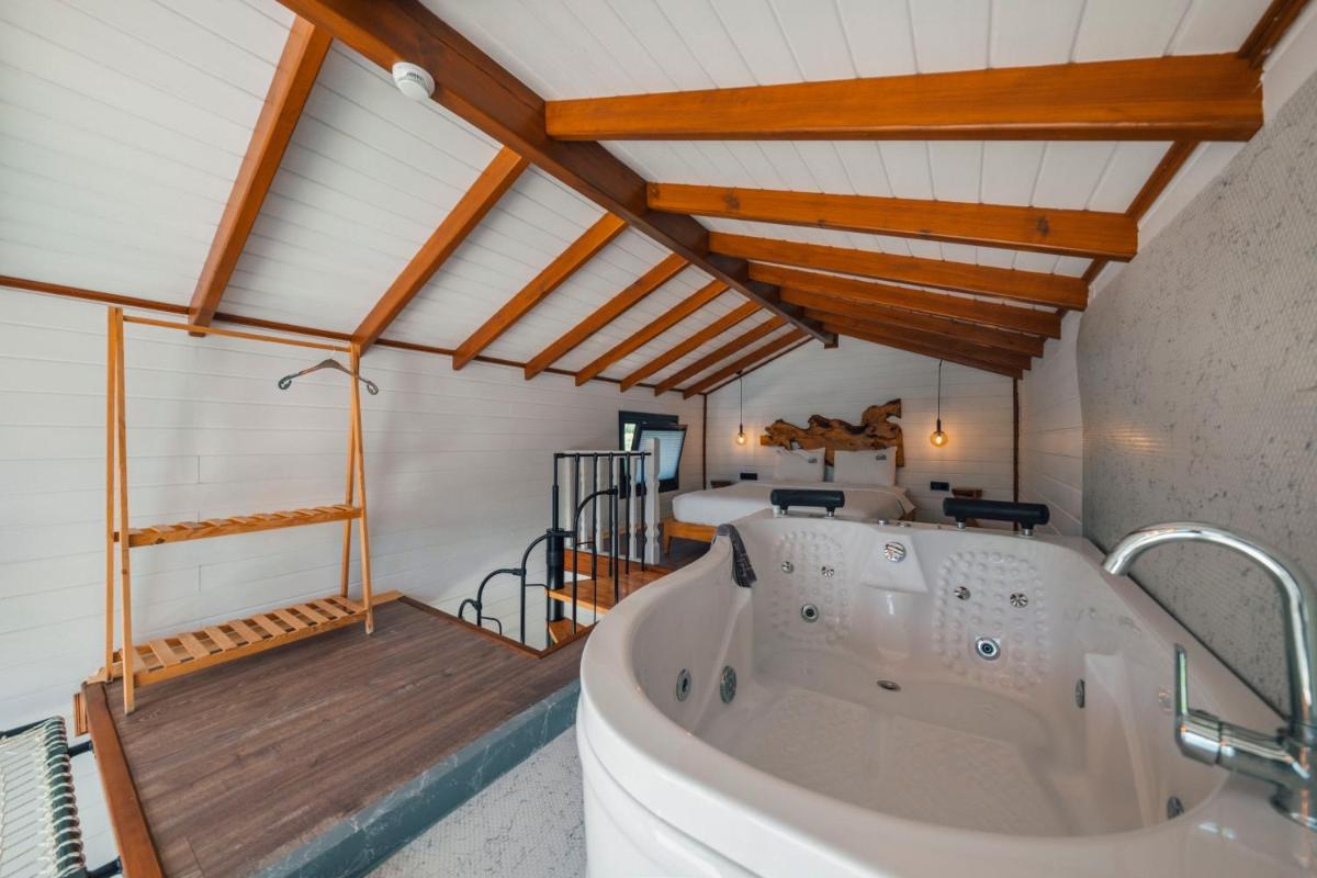 Sapanca Göldibi Suit Bungalov - Housity