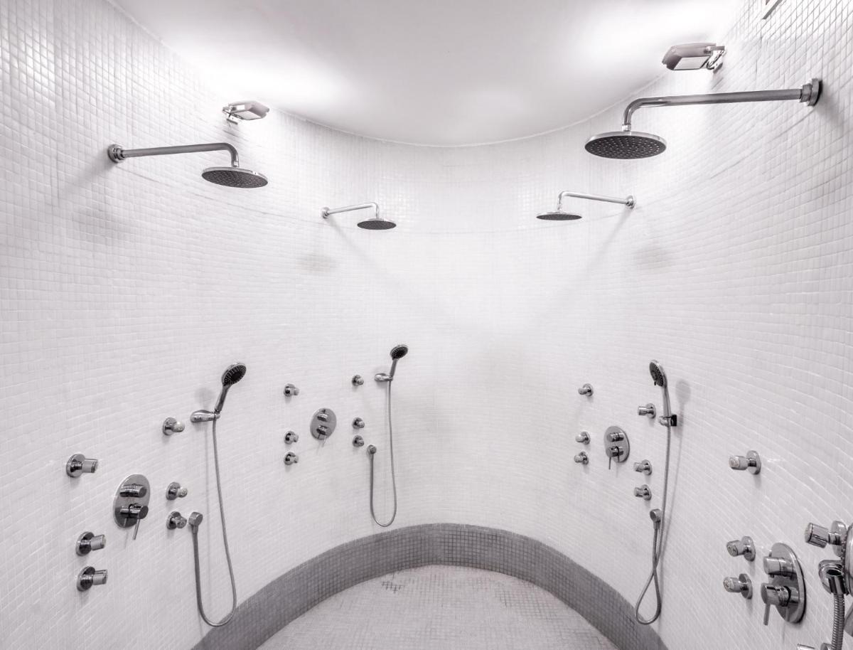 Dazzler by Wyndham Colonia - Housity