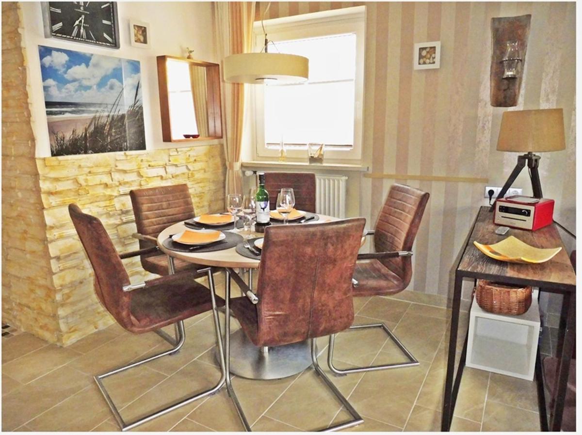 4-Zimmer-Ferienwohnung DEICHWIESE -Terrasse-Garten - 2 bis 5 Personen - 3 Schlafzimmer -Sylt-Westerland - Housity