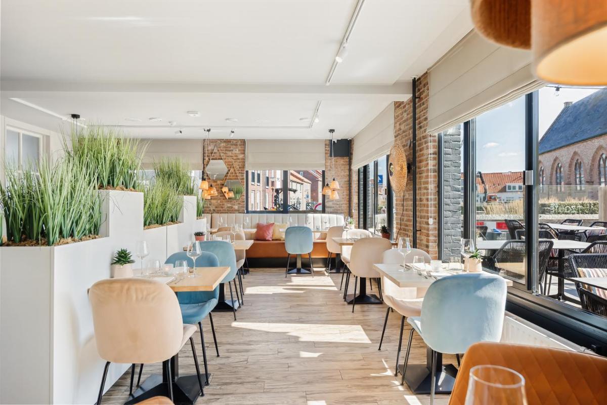 Strandhotel Zoutelande - Housity
