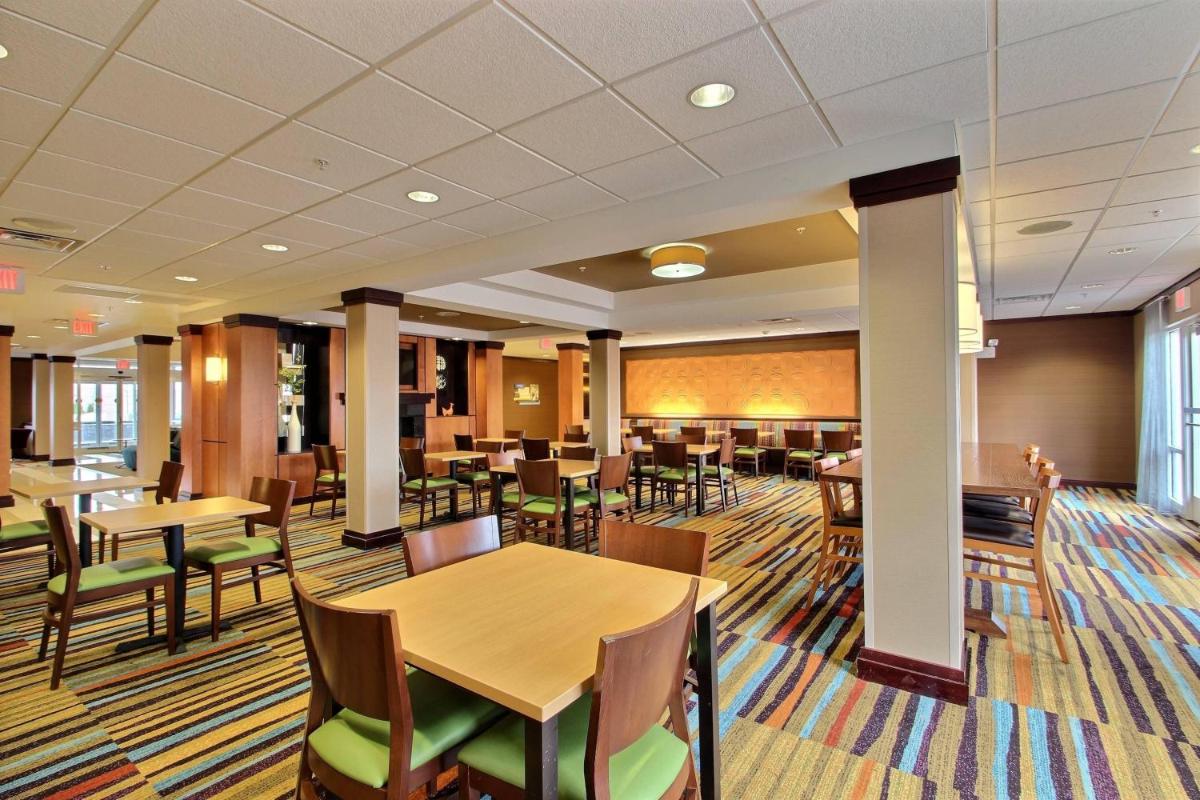Fairfield Inn & Suites by Marriott Milwaukee Airport - Housity