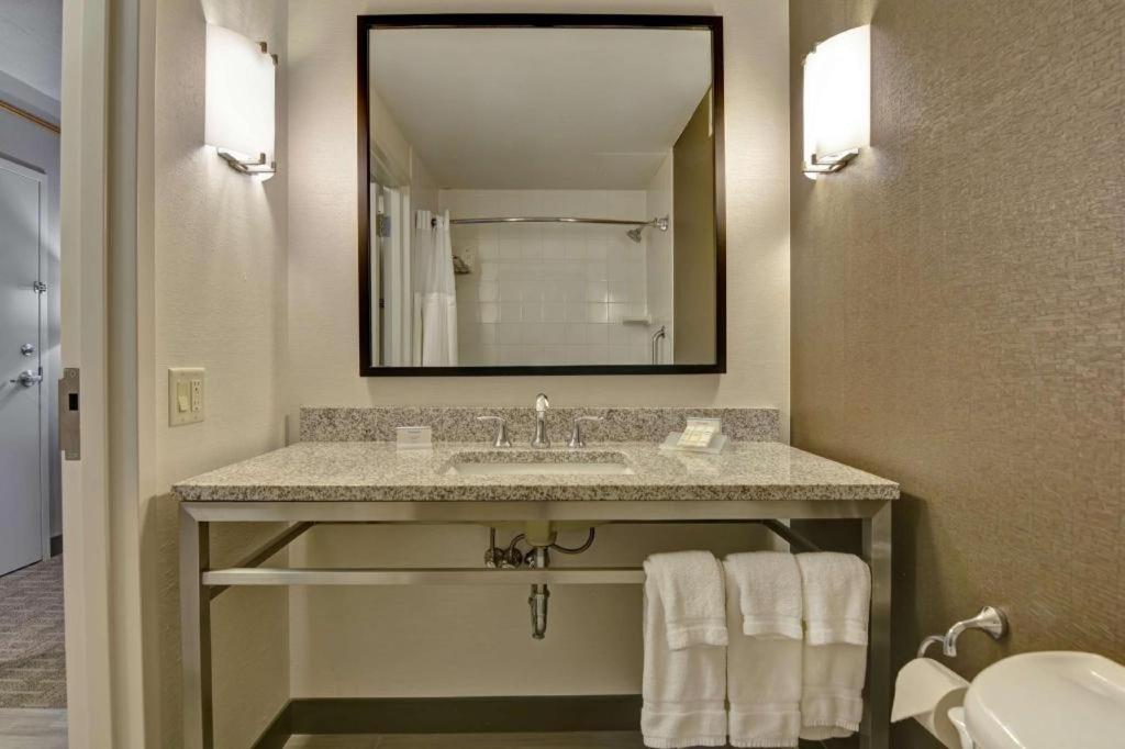Hilton Garden Inn Appleton/Kimberly - Housity