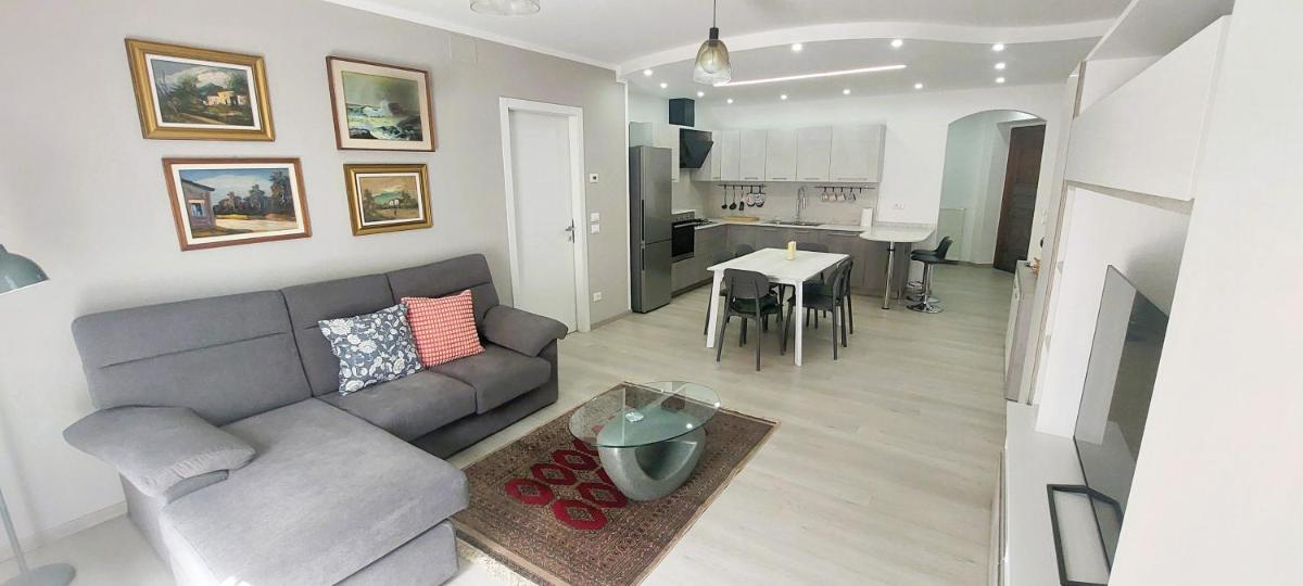 Dolomiti Appartamenti - Easy Travel Feltre - Housity