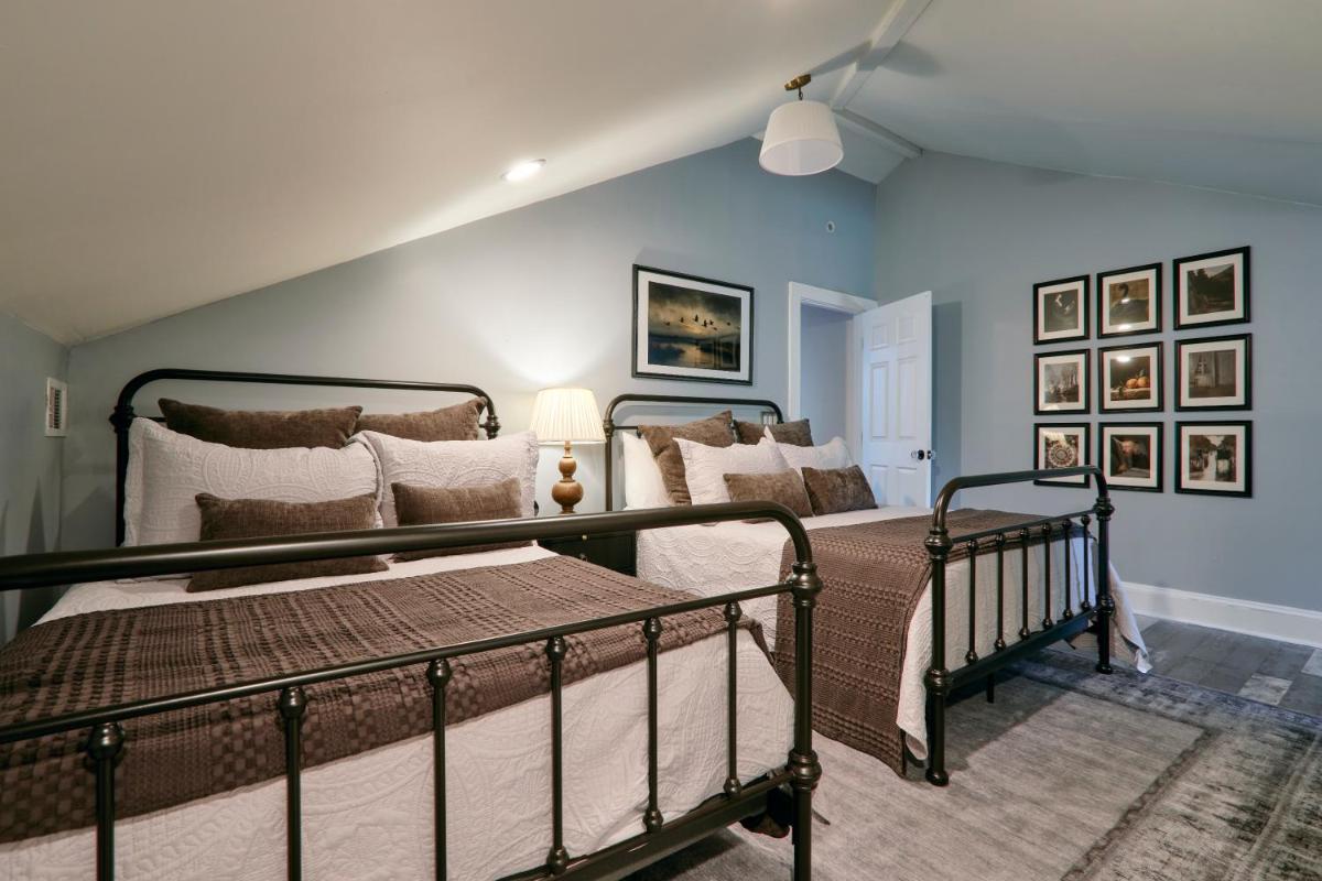 Downtown Savannah Oasis - Housity