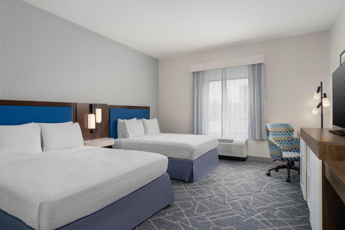 Hampton Inn Baltimore Bayview Campus - Housity