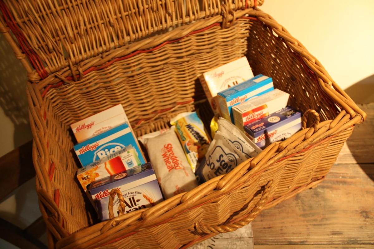 Riverside House - Housity