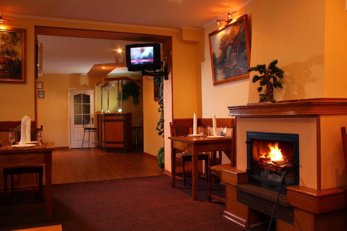 Hotel Slavyansk - Housity