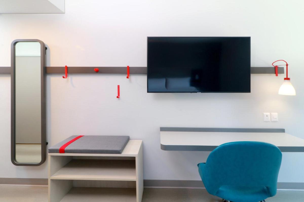 avid hotels - Tijuana - Otay by IHG - Housity