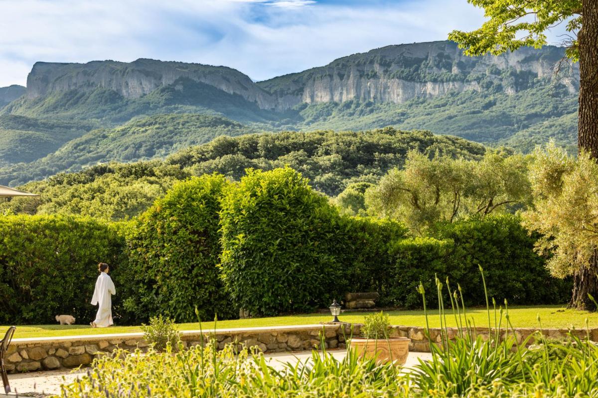 Château Les Oliviers de Salettes - Housity
