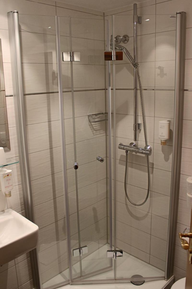 Central-Hotel - Housity