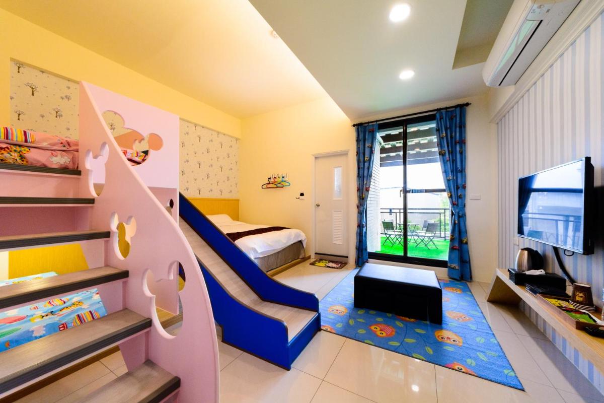 Ye-Bo Mei Hua Lu - Housity