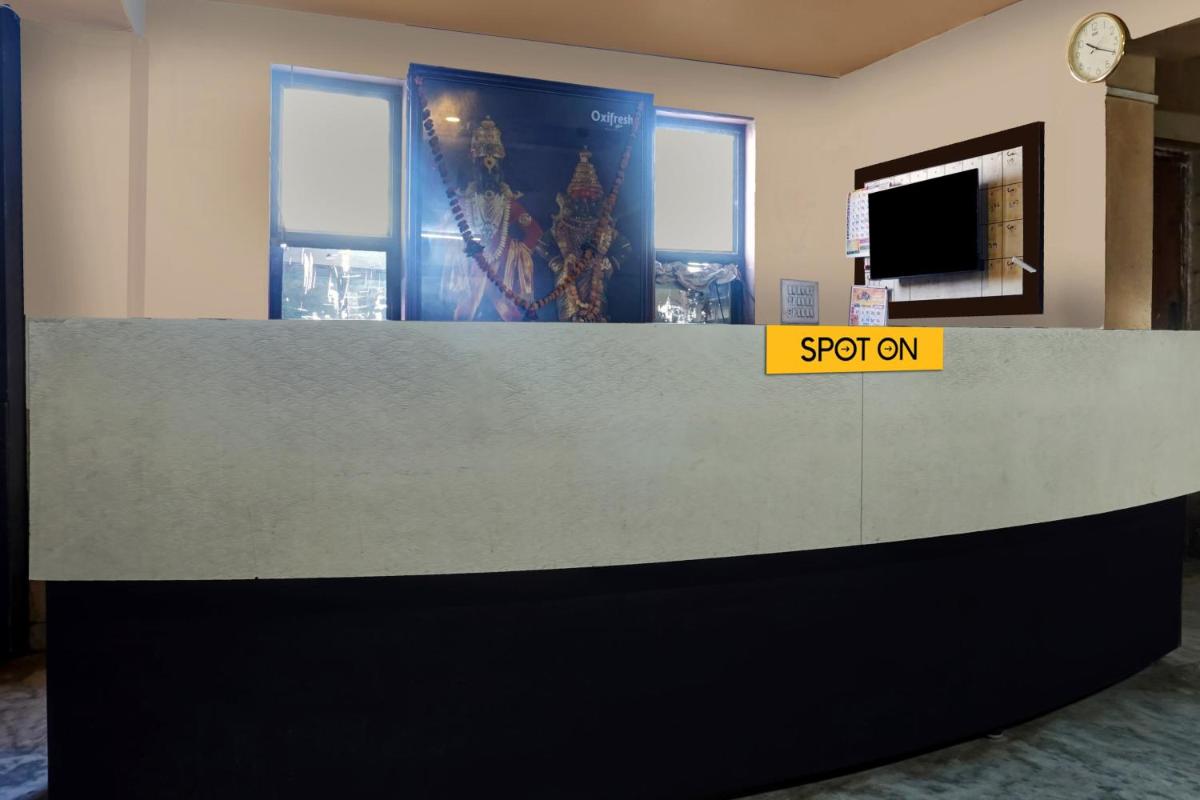Hotel O Akash Lodge - Housity