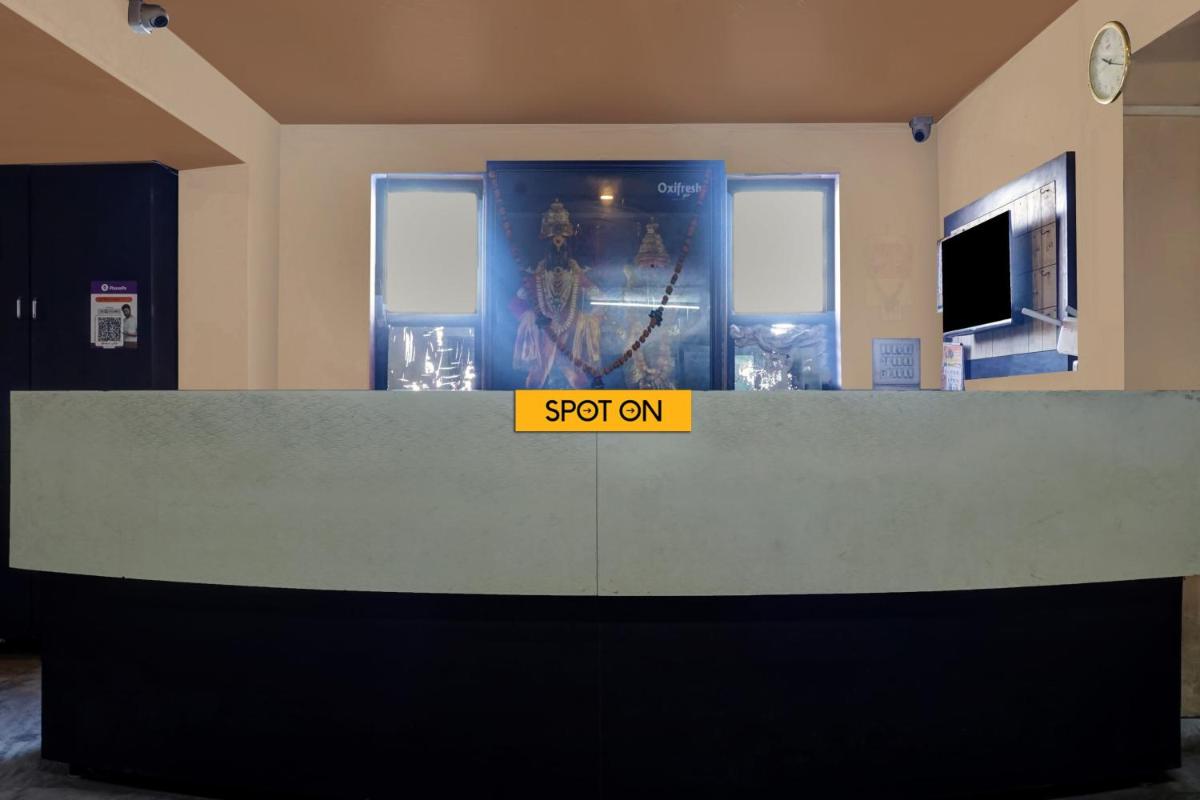 Hotel O Akash Lodge - Housity