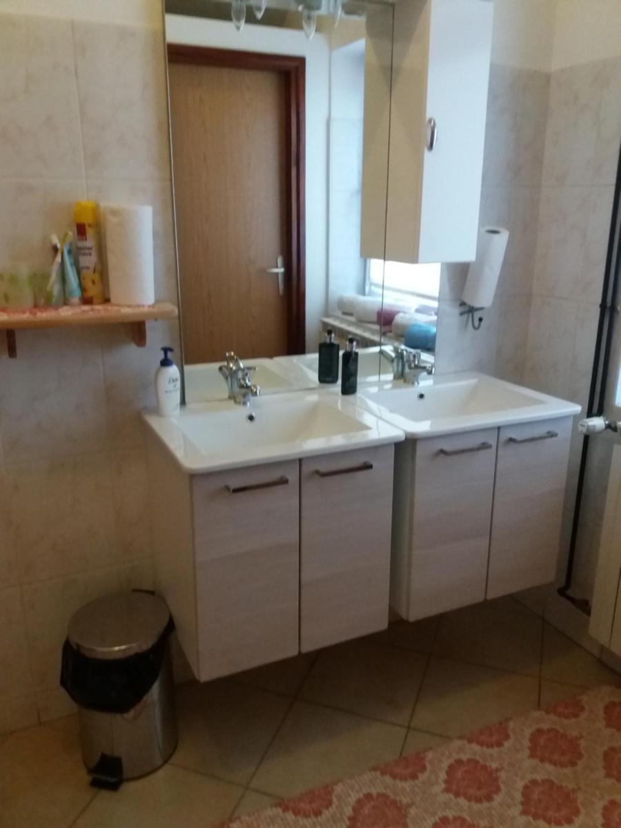 Hostel Poslon - Housity