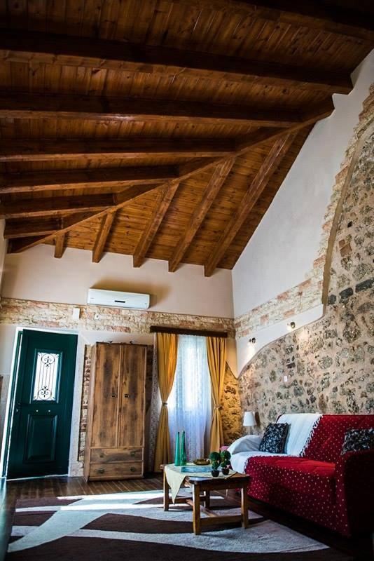 Jason's Stone House - Housity
