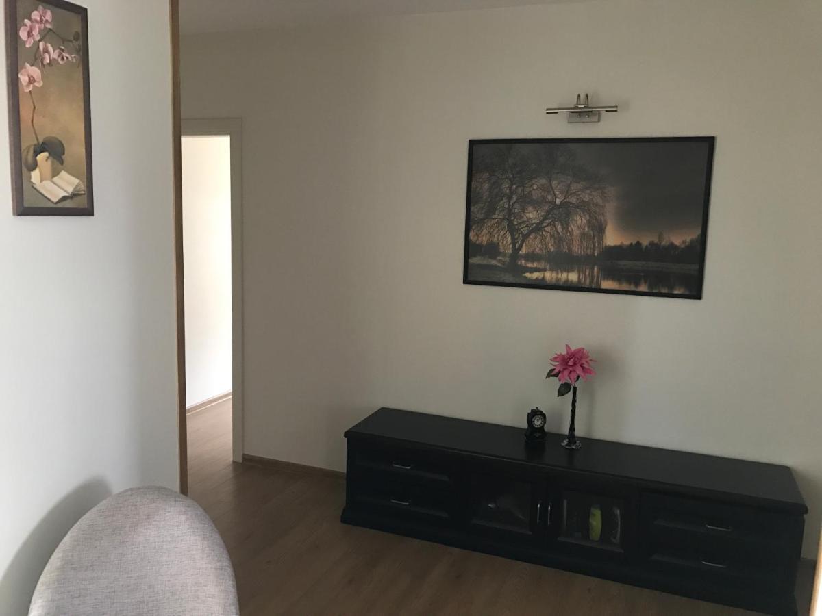 Pilaites svetingi namai - Housity