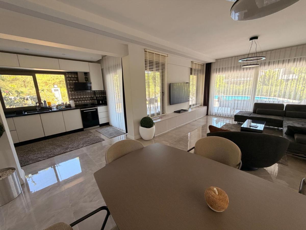 Canyon Villa Göynük Kemer Antalya with Pool - Housity