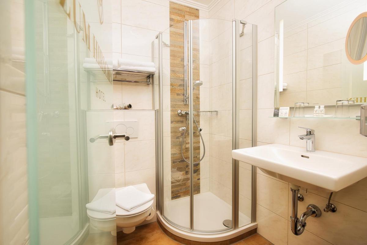 Hotel zum Hirschen - Housity