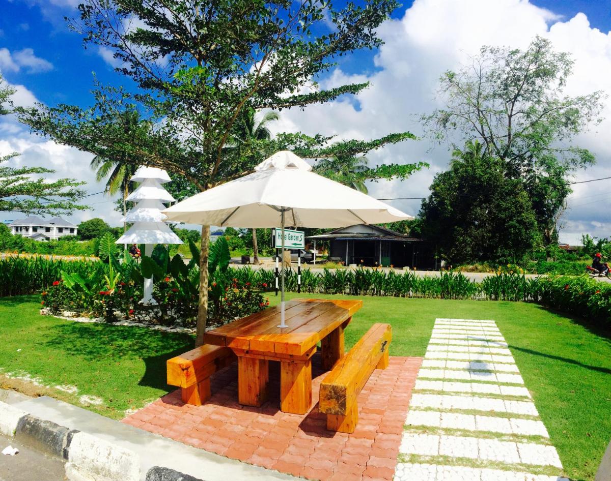 Semerah Garden Hotel - Housity