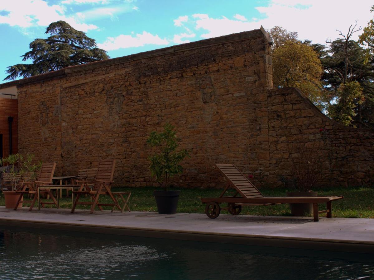 Effet Lodge - Housity