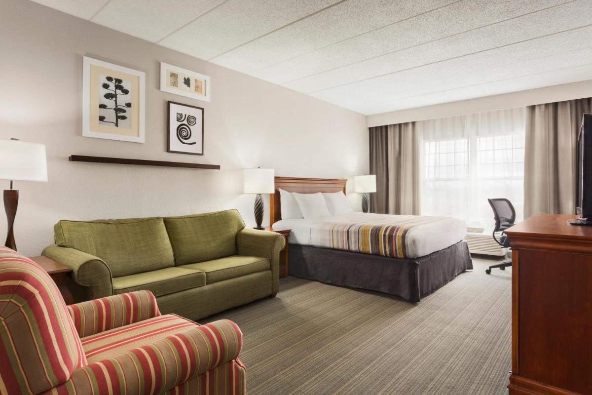 Country Inn & Suites by Radisson, Lexington, KY - Housity