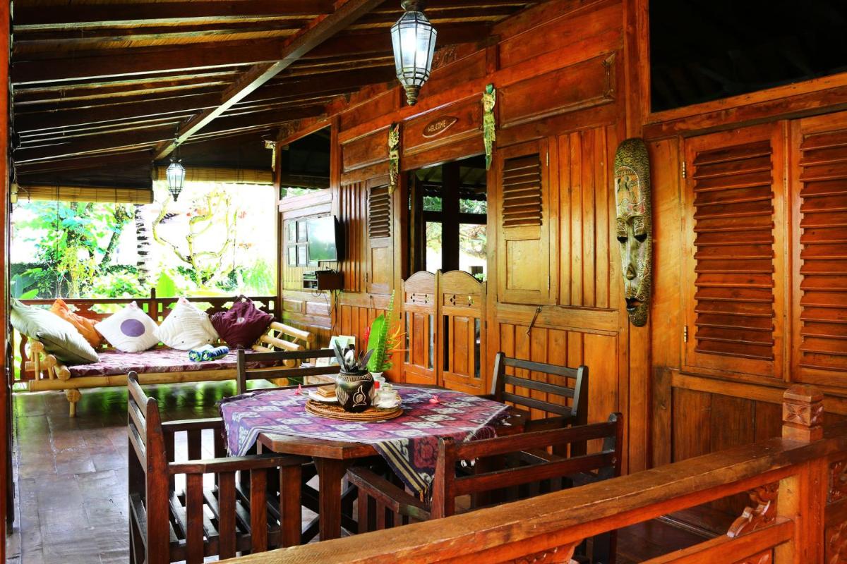 Lovina Beachhouse Villas - Housity