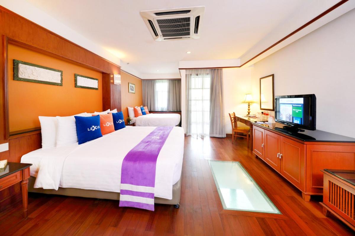 Lexis Port Dickson - Housity