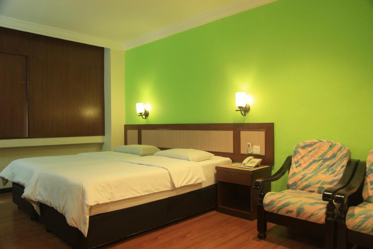 The Inn Hotel - Housity