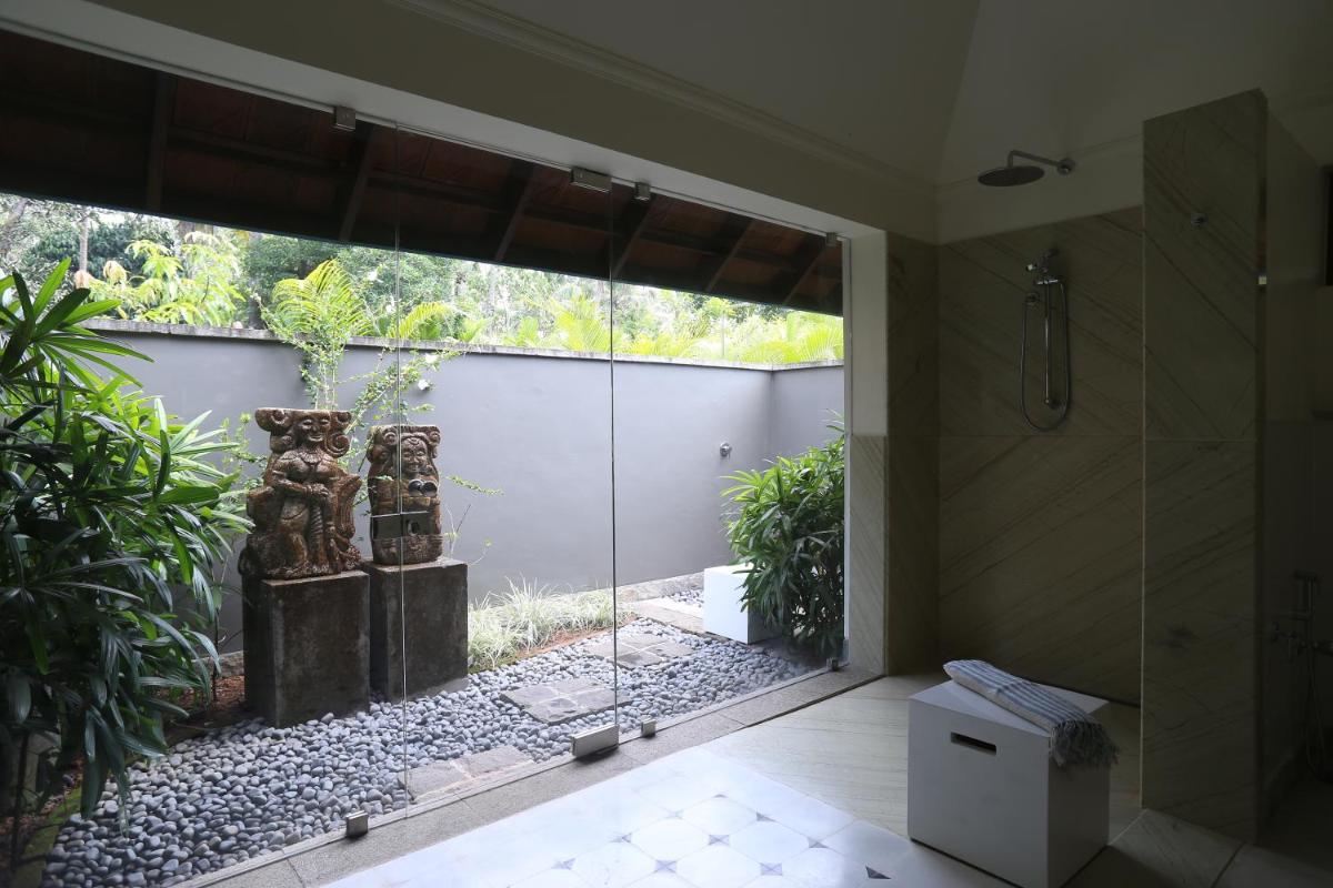 Indian Summer House - Housity