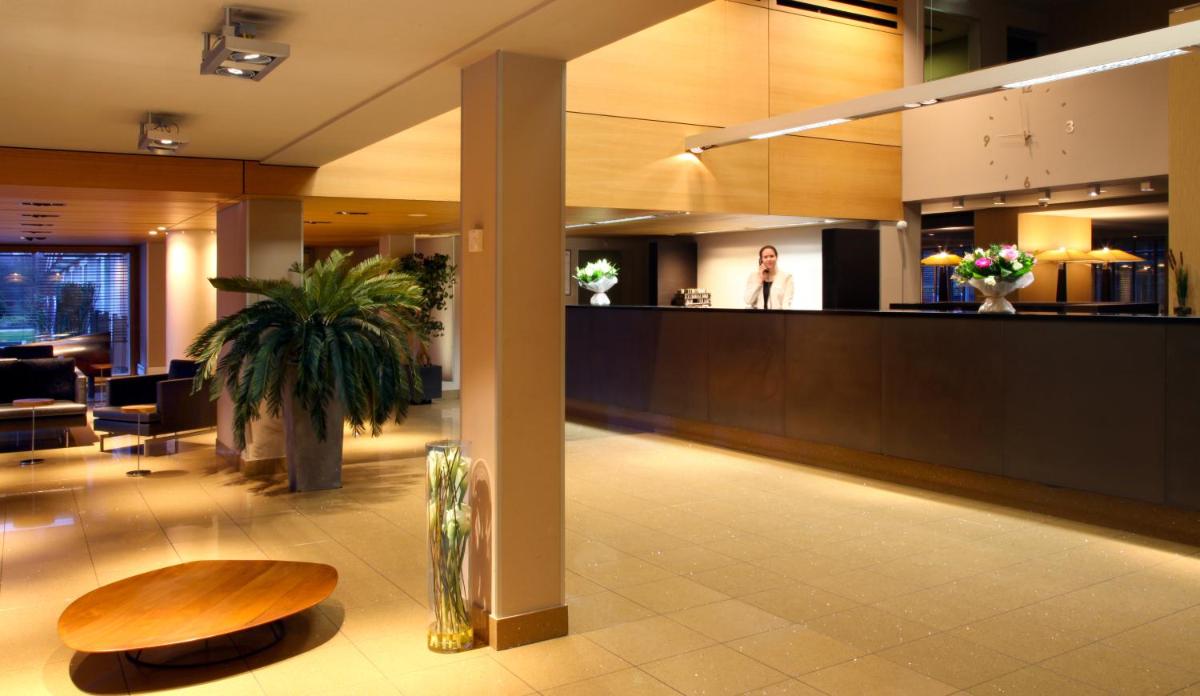Cuisine ou kitchenette dans l'établissement Amirauté Hôtel Golf Deauville