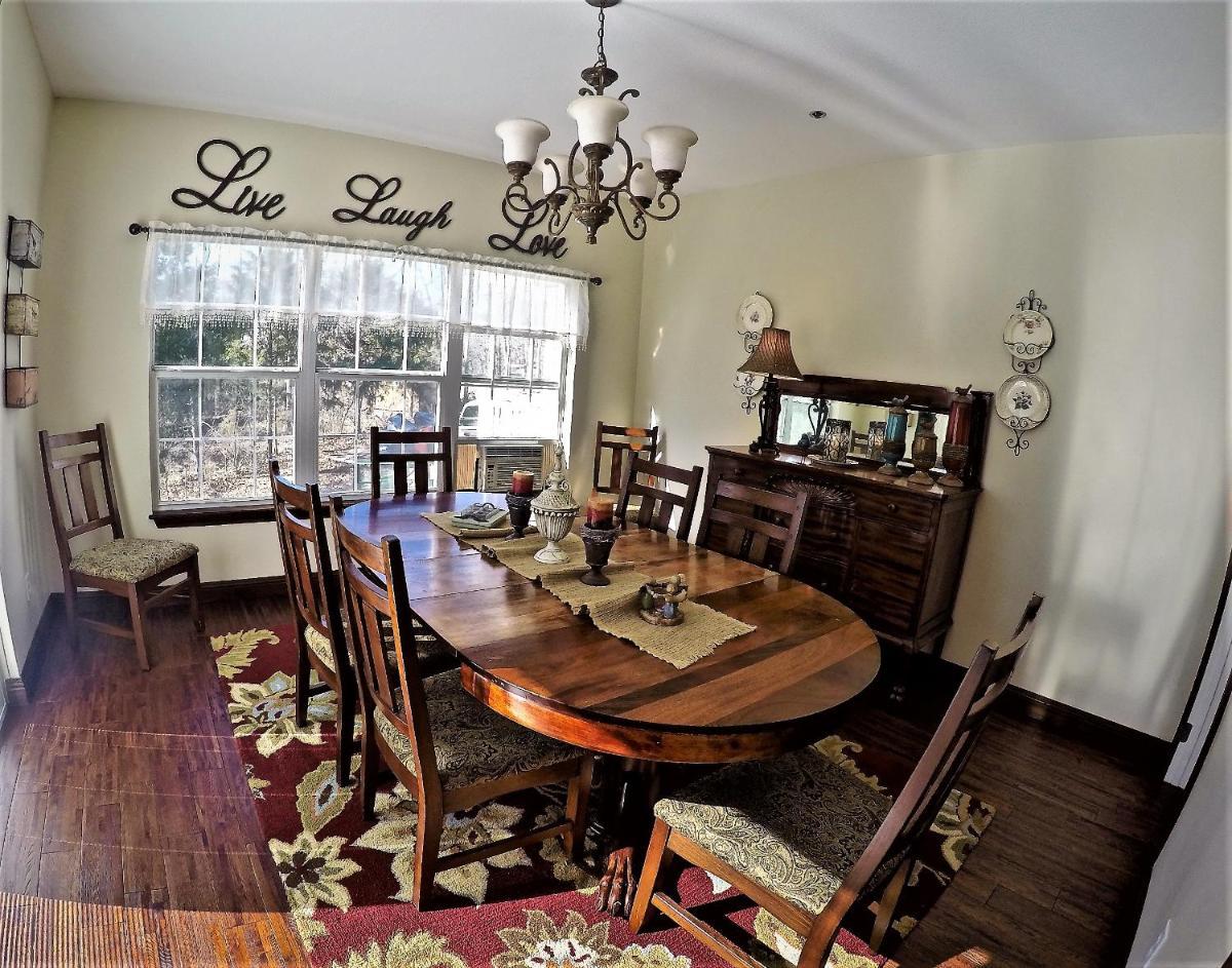 Suitetrails - Bradford House Bed and Breakfast