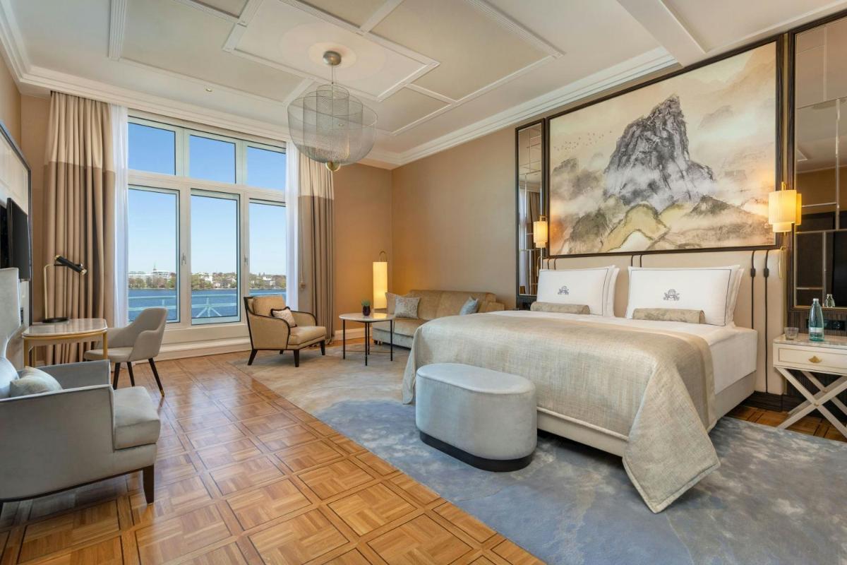 Hotel Atlantic Hamburg, Autograph Collection - Housity
