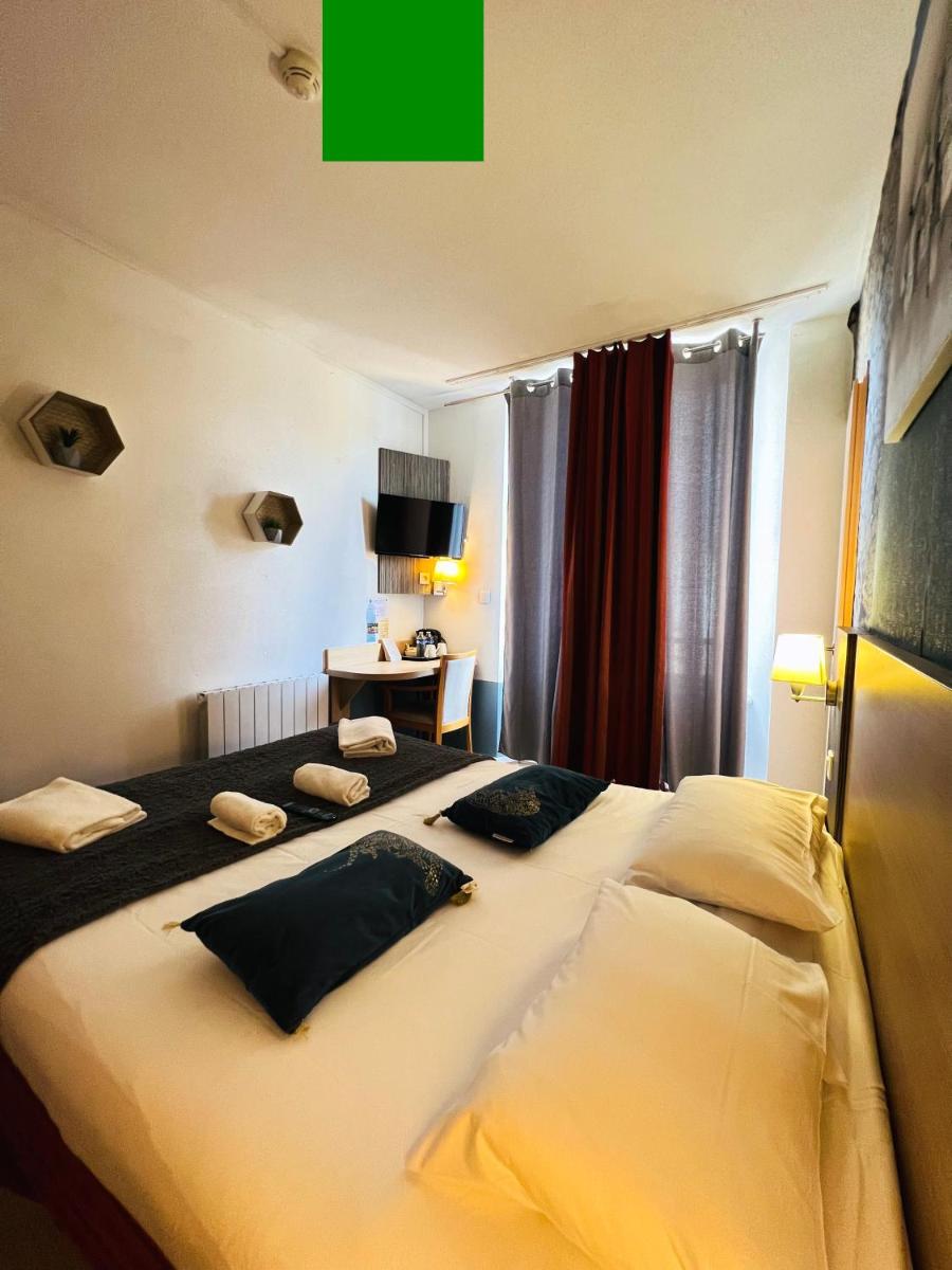 HOTEL DES VOYAGEURS - Housity