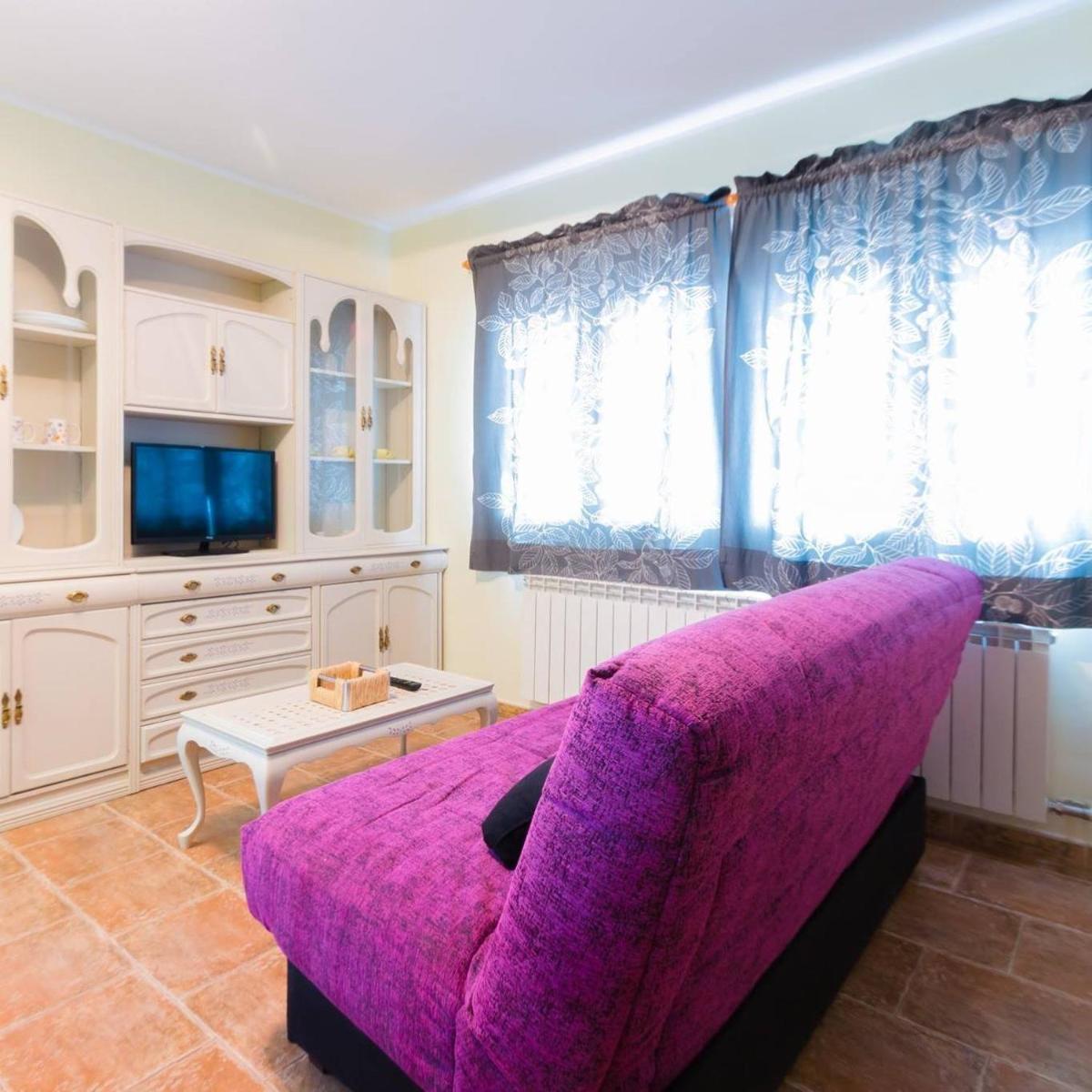 Apartahotel Laguna de Gallocanta - Housity