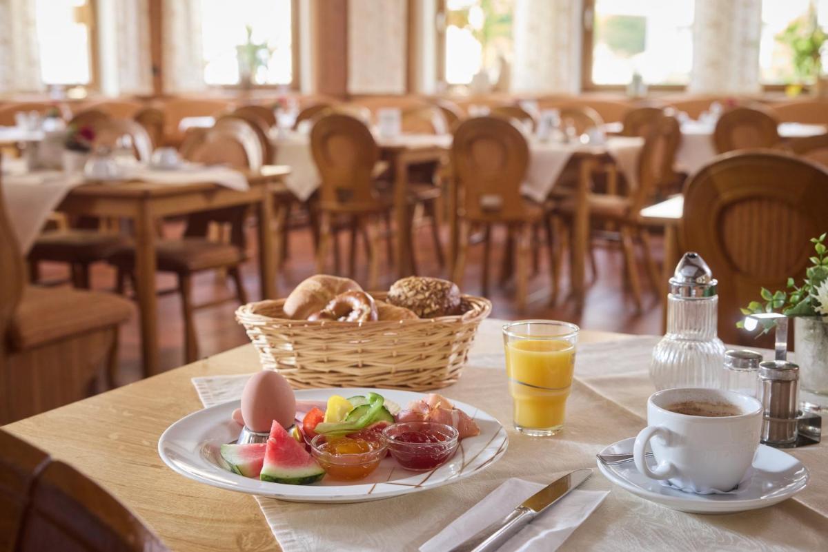 Gasthof - Hotel Zum Löwen - Housity