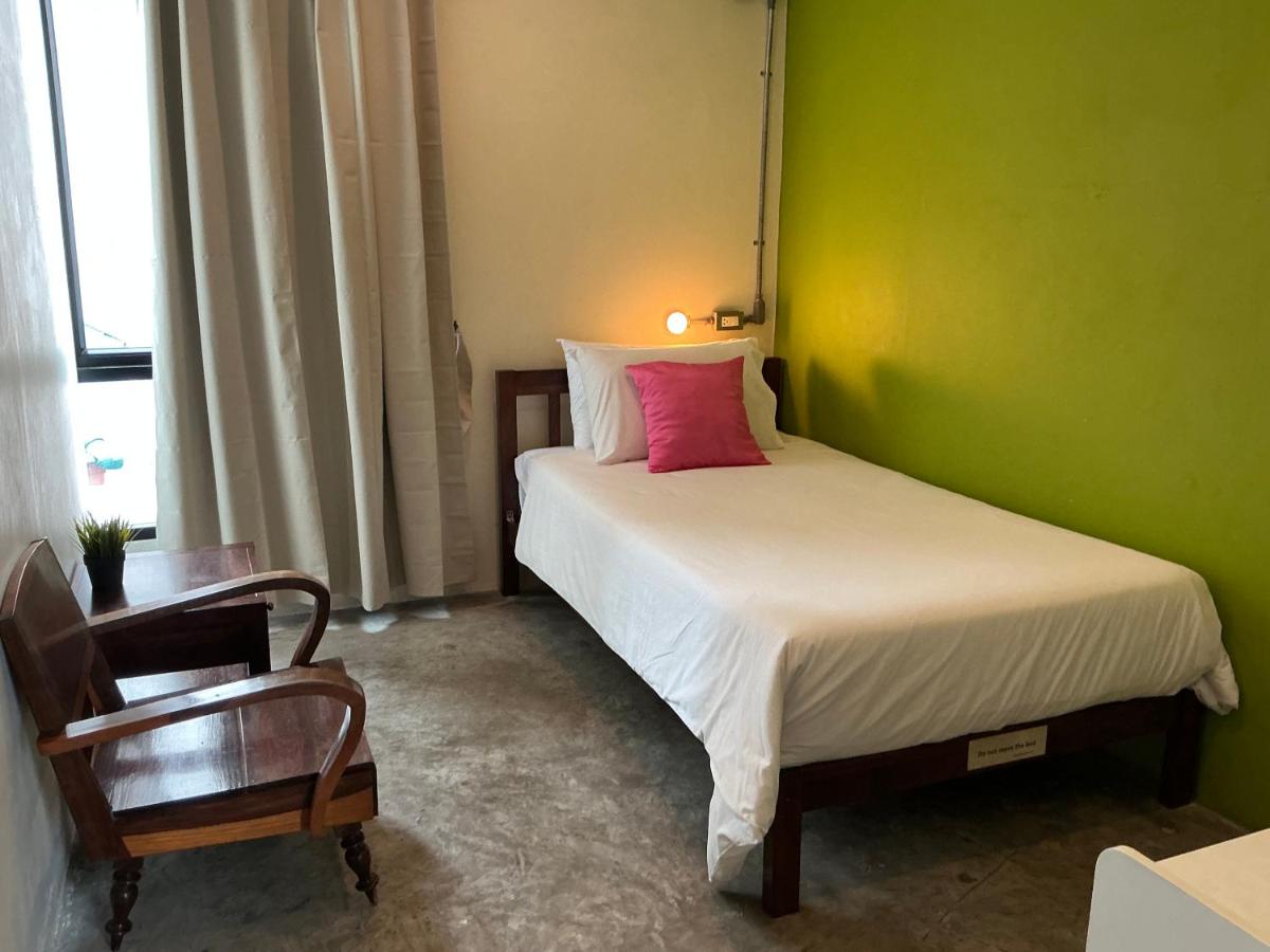 Udee Bangkok Hostel - Housity