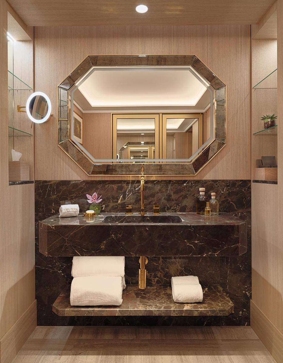 Un baño de The One Barcelona GL