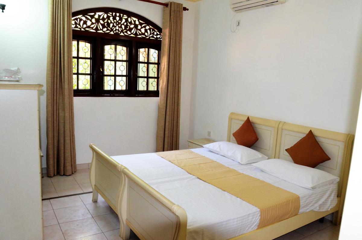 Gondolas Holiday Lanka - Housity