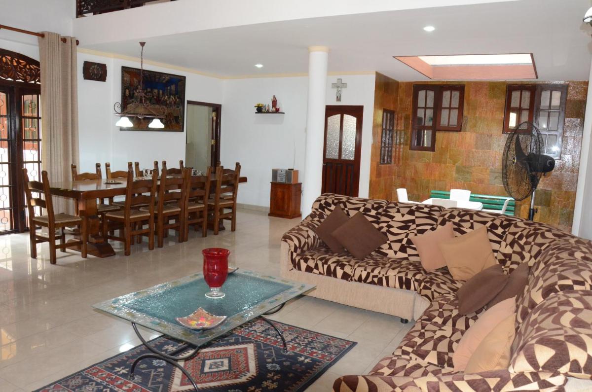Gondolas Holiday Lanka - Housity