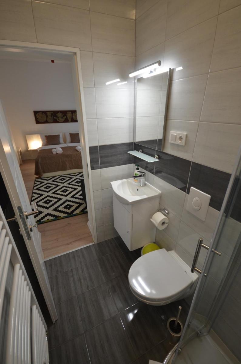 Downtown Luxury Apartment - Housity