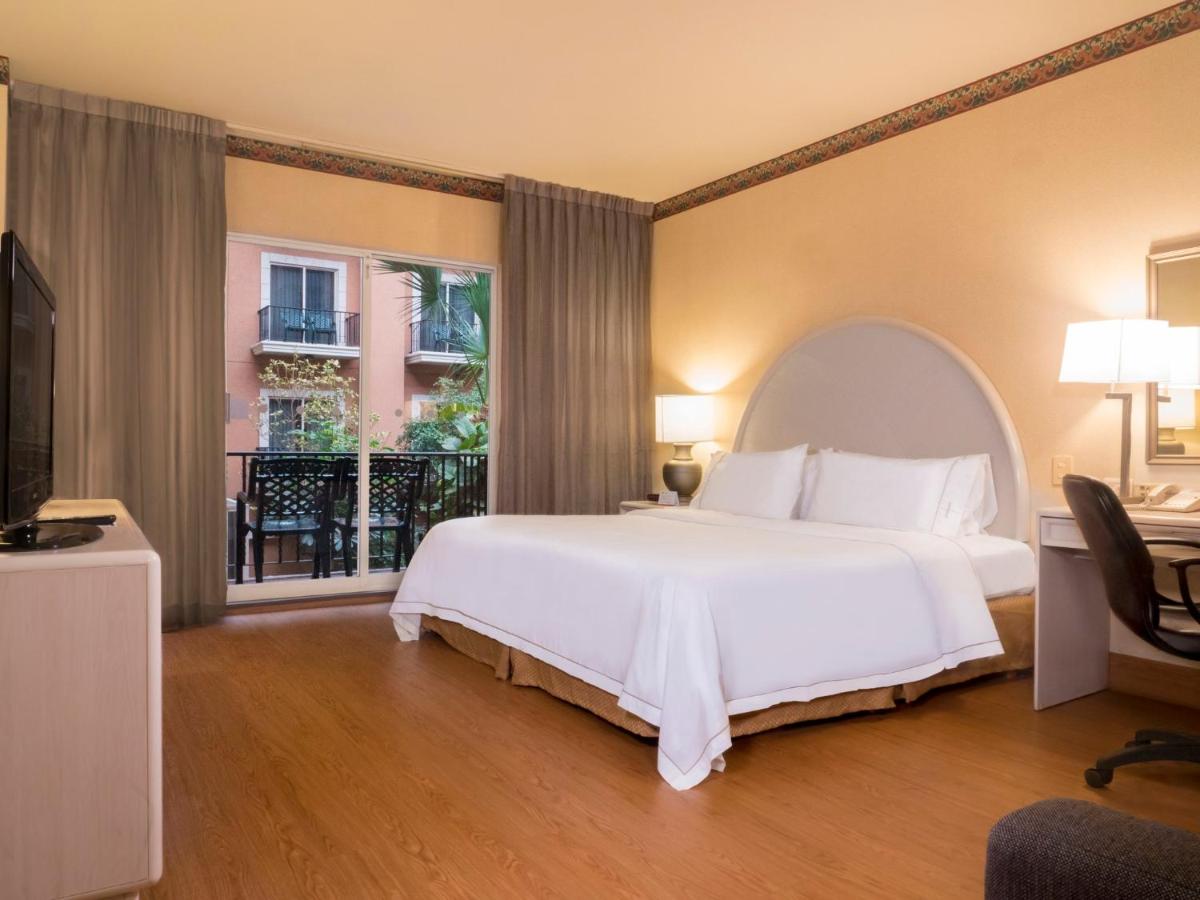 Holiday Inn Express - Monterrey - Tecnologico by IHG - Housity